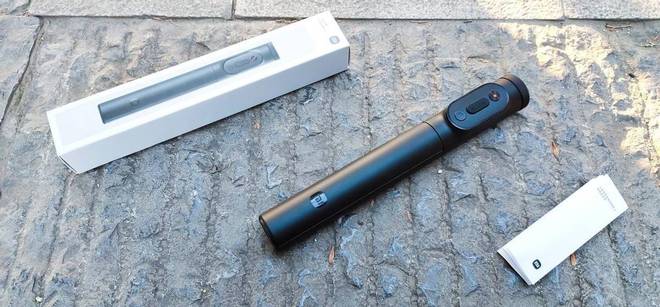 拍杆三脚架一键变焦记录美好瞬间！爱游戏平台小米变焦支架自拍杆2自(图2)